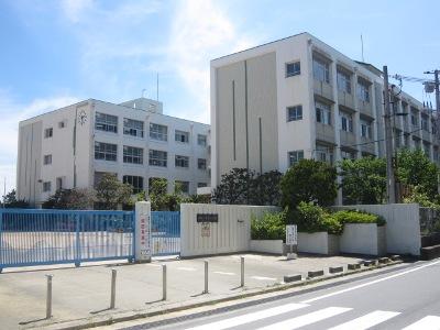 Other. Nakazaki elementary school ・  ・  ・ 9 minute walk (about 650m)