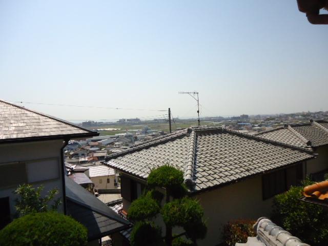 View photos from the dwelling unit. View from local (April 9, 2013) Shooting