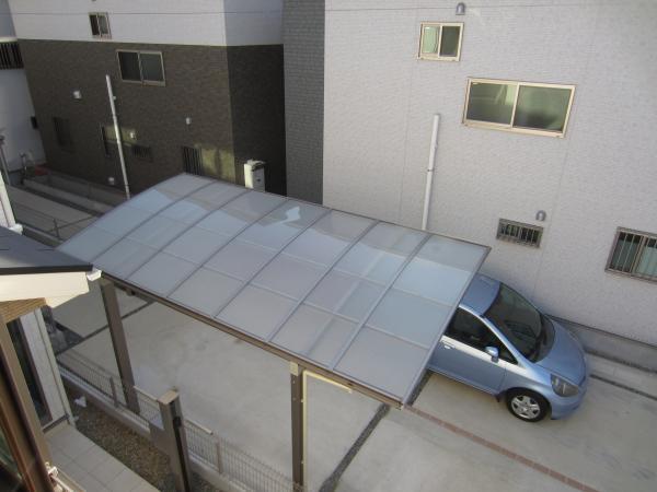 Other. Since there is a distance between the building of the south side adjacent land is enough, Lighting is good