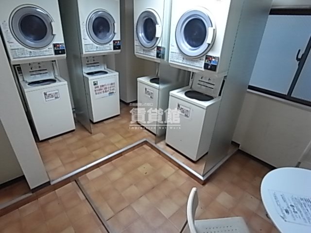 Other common areas. Launderette