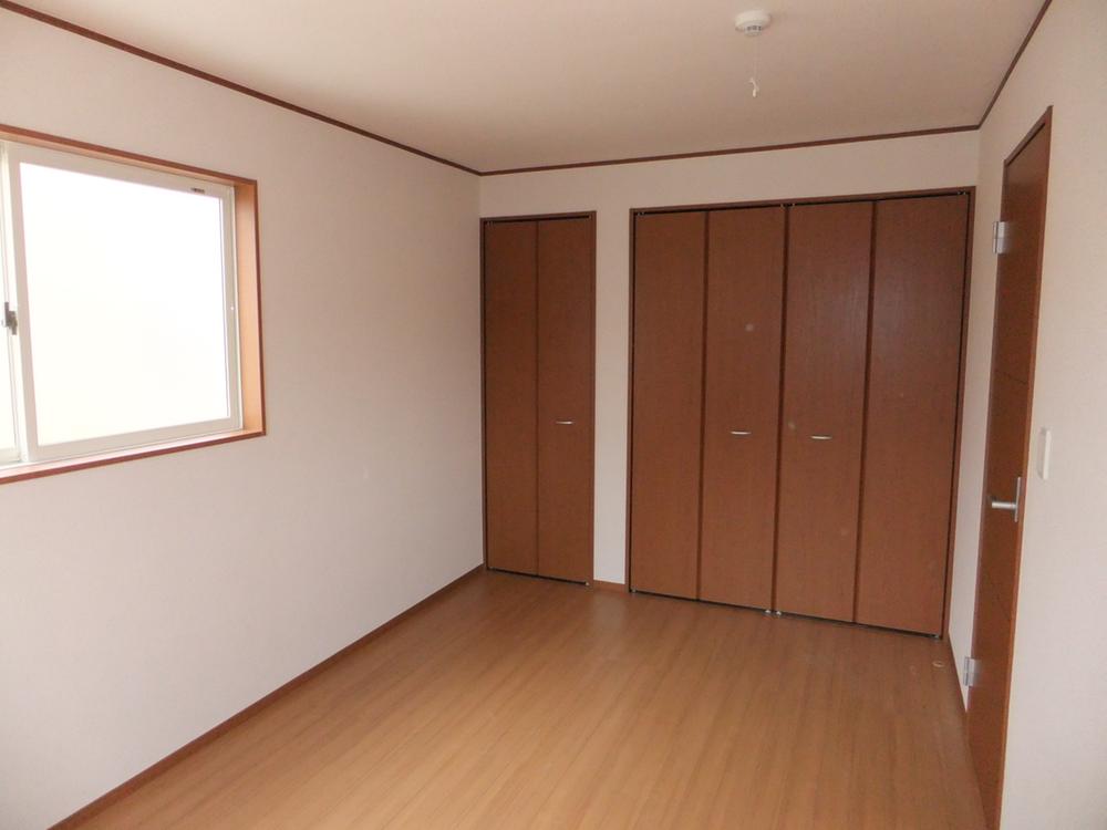 Same specifications photos (Other introspection)