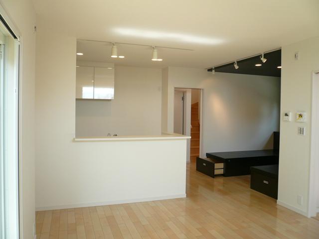 Building plan example (introspection photo). You can freely design