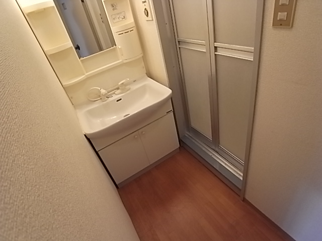 Washroom. Washroom