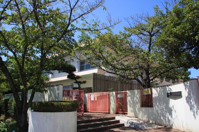 kindergarten ・ Nursery. 110m until the Akashi Municipal Takaokahigashi kindergarten