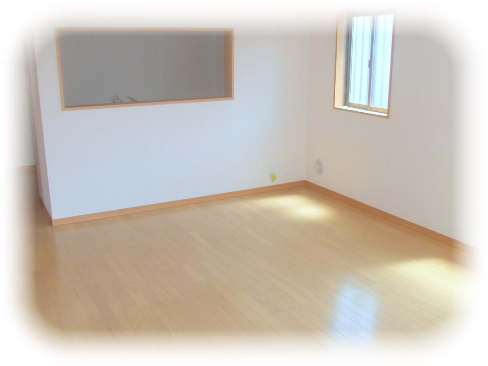 Same specifications photos (living). Example of construction