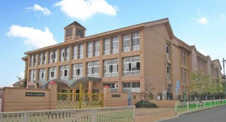 Other. Okubominami elementary school ・ ・ ・ About 1430m