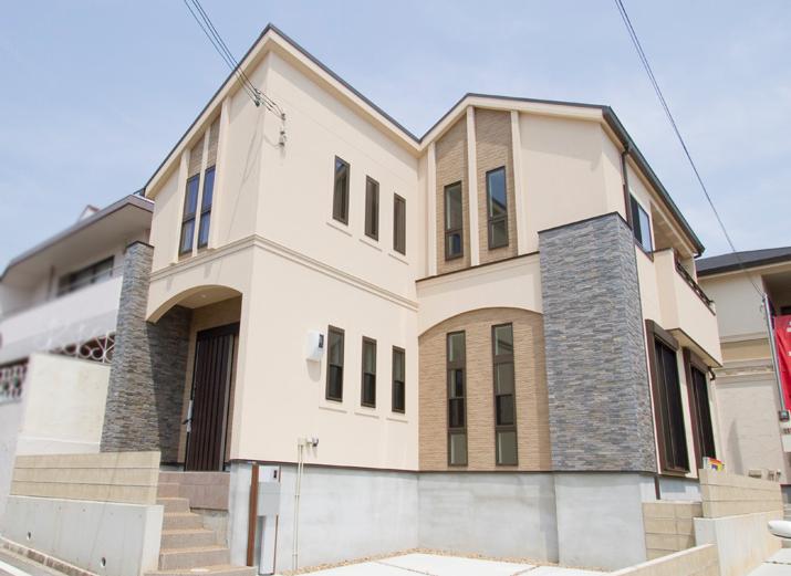 Model house photo. Model house of the neighborhood in the public.