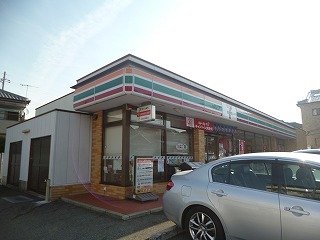 Convenience store. Seven-Eleven Akashi Toba store up (convenience store) 91m