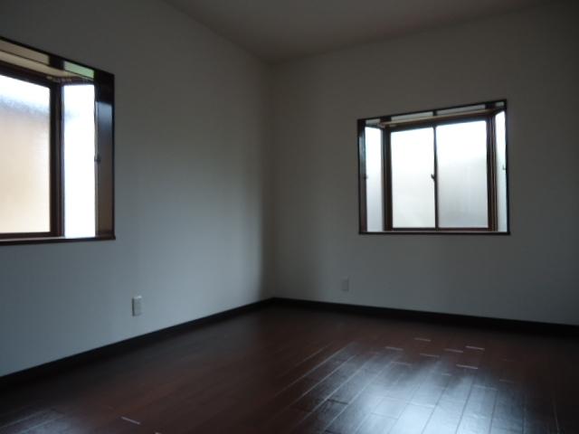 Non-living room. Local (October 5, 2013) Shooting