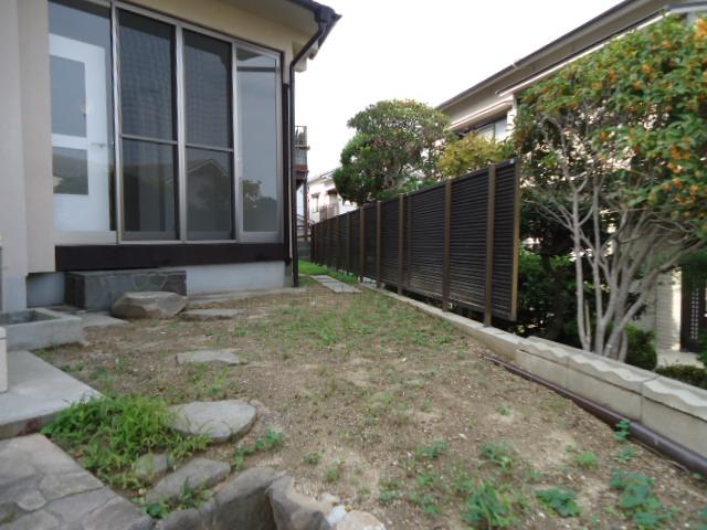 Garden. Local (October 31, 2013) Shooting