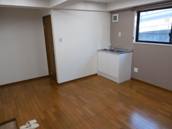 Non-living room. 1F 14.5 Pledge