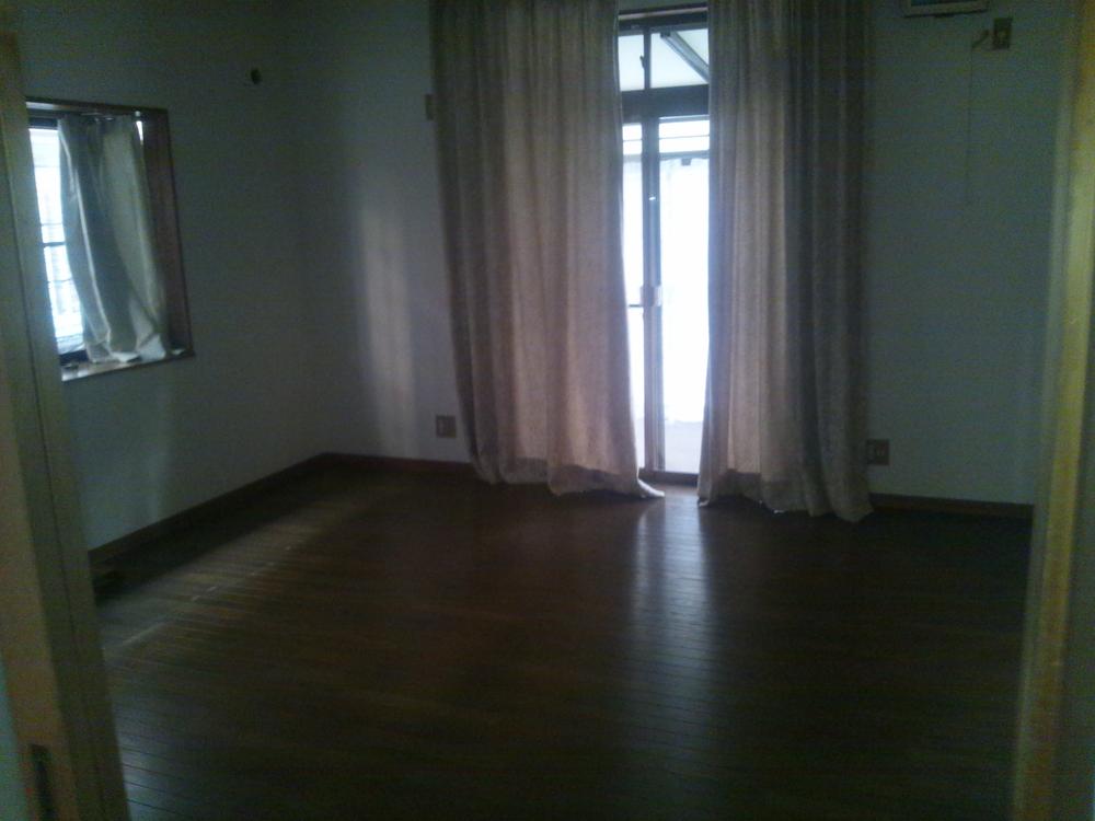 Living. Indoor (February 2013) Shooting