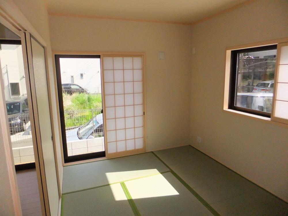 Same specifications photos (Other introspection)