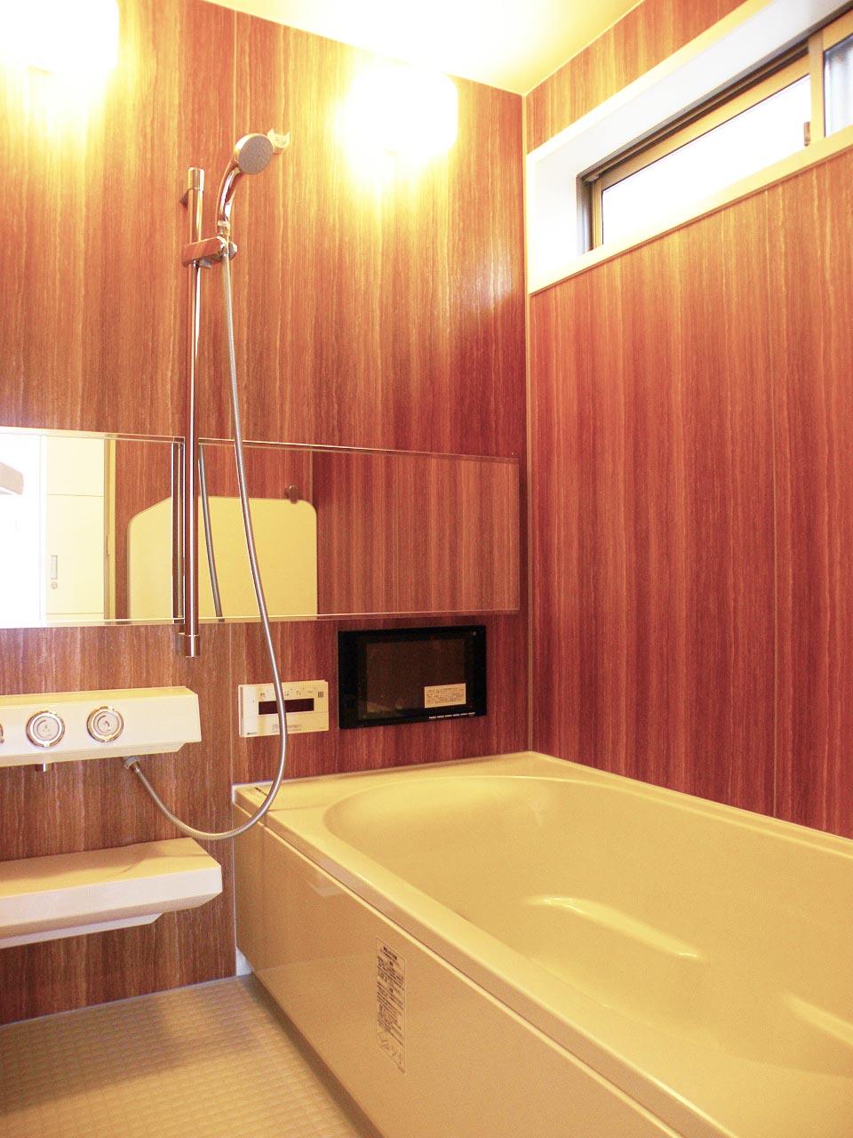 Same specifications photo (bathroom)