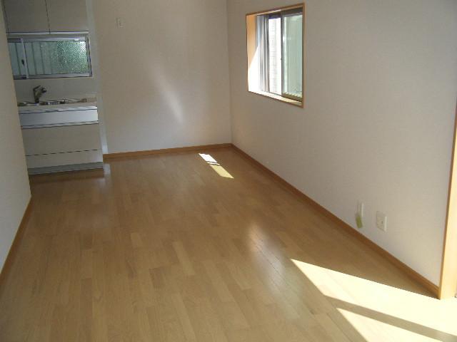 Living. Indoor (07 May 2013) Shooting