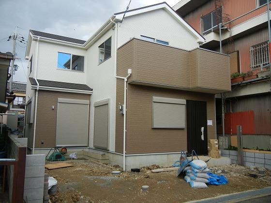 Local photos, including front road. Local (December 22, 2013) Shooting