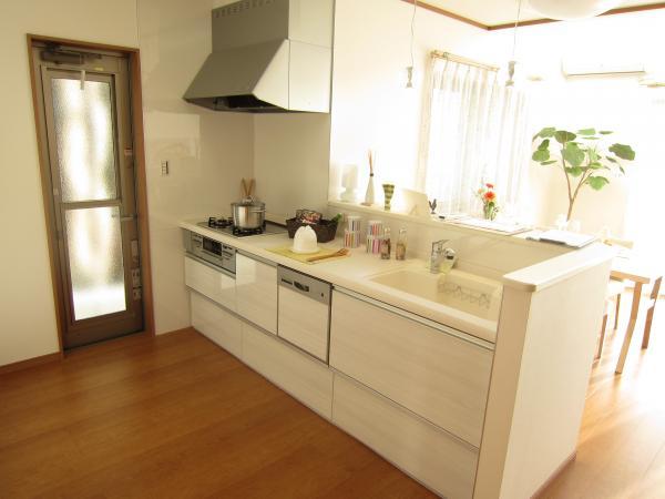 Kitchen. Easy-to-use kitchen