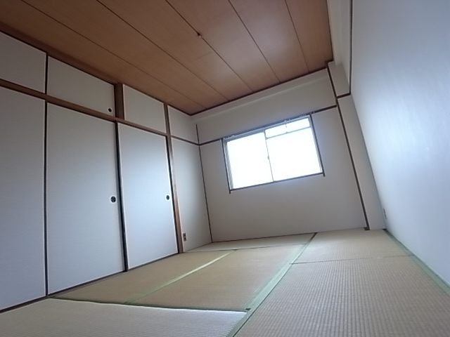 Other room space. Japanese-style room (2)