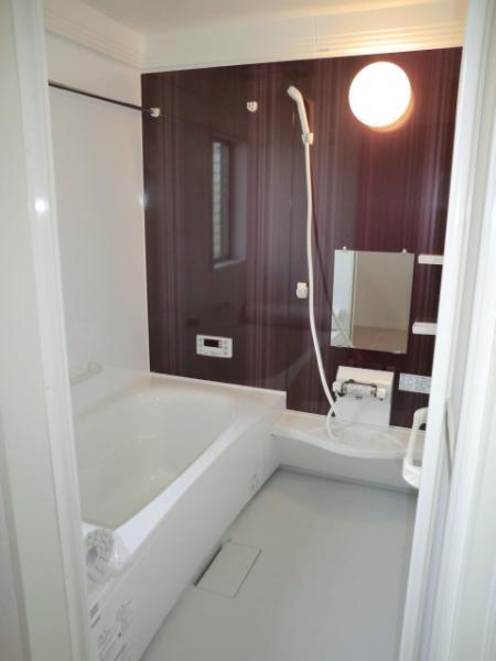 Same specifications photo (bathroom)