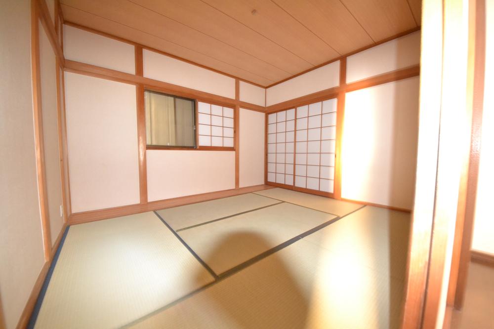 Non-living room. Local (September 26, 2013) Shooting