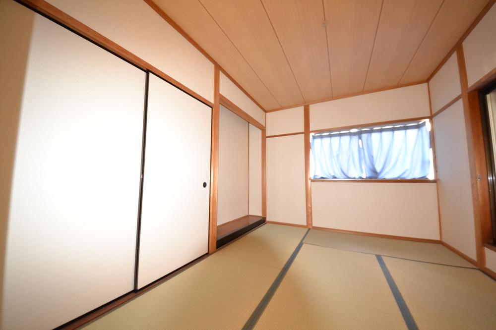 Non-living room. Local (September 26, 2013) Shooting