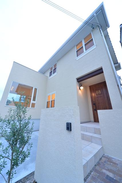 Building plan example (exterior photos). Building plan example