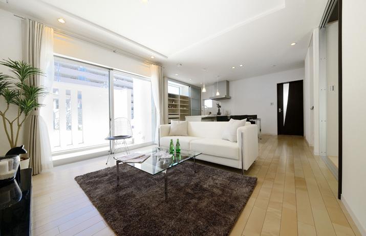 Building plan example (introspection photo). Bright and airy living in the daylight from a cafe terrace (model house in public in nearby).