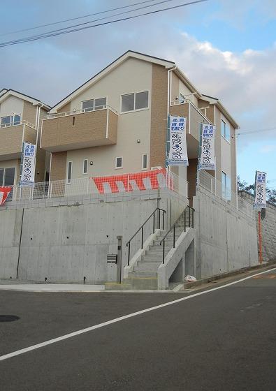 Local appearance photo. Local (12 May 2013) Shooting