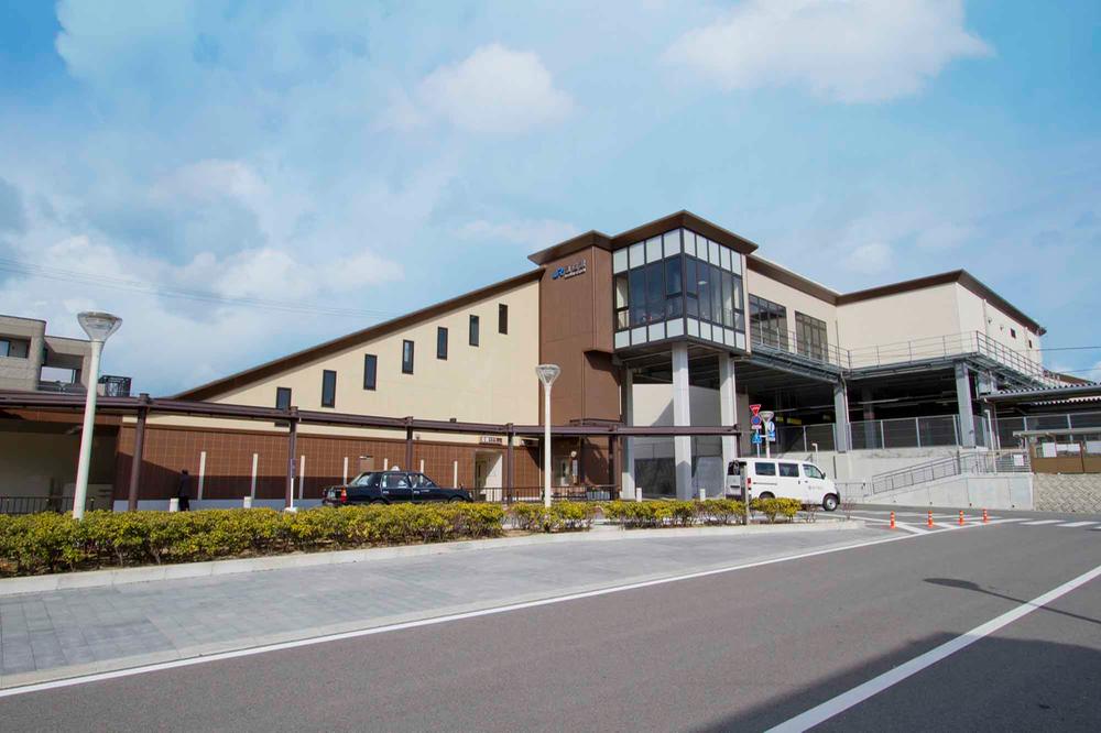 Other. A 10-minute walk to JR "Uozumi Station". Beginning a number of commercial and Uozumi Mall in front of the station ・ Lined with medical facilities. 