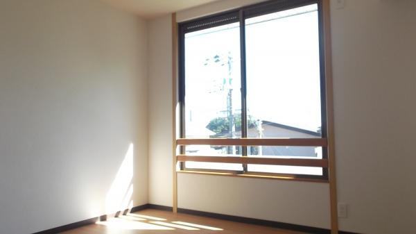 Wash basin, toilet. Yang per good Second floor 8 quires Western-style