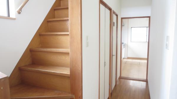 Entrance. Entrance hall