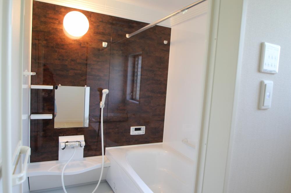 Same specifications photo (bathroom). Same specifications bathroom