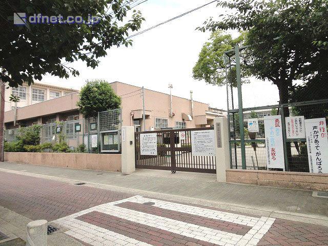 Primary school. 750m until the Amagasaki Municipal Nagasu Elementary School