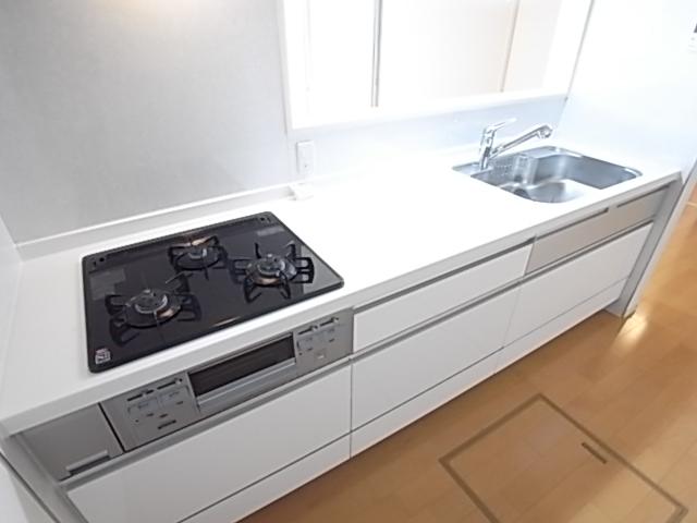 Same specifications photo (kitchen)