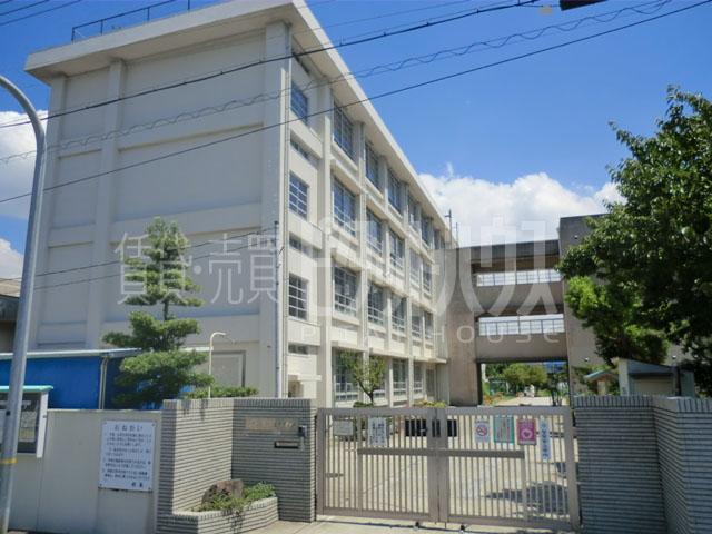 Primary school. 441m until the Amagasaki Municipal Hamada Elementary School