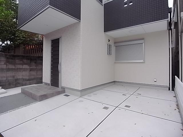 Local appearance photo