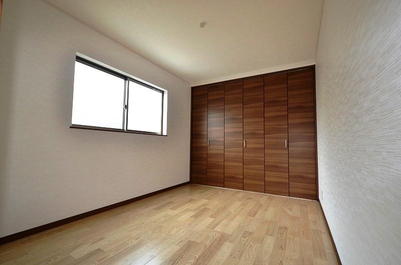 Non-living room. Indoor (July 2013) Shooting