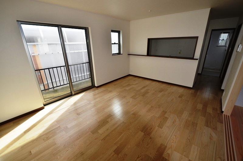 Living. Indoor (July 2013) Shooting