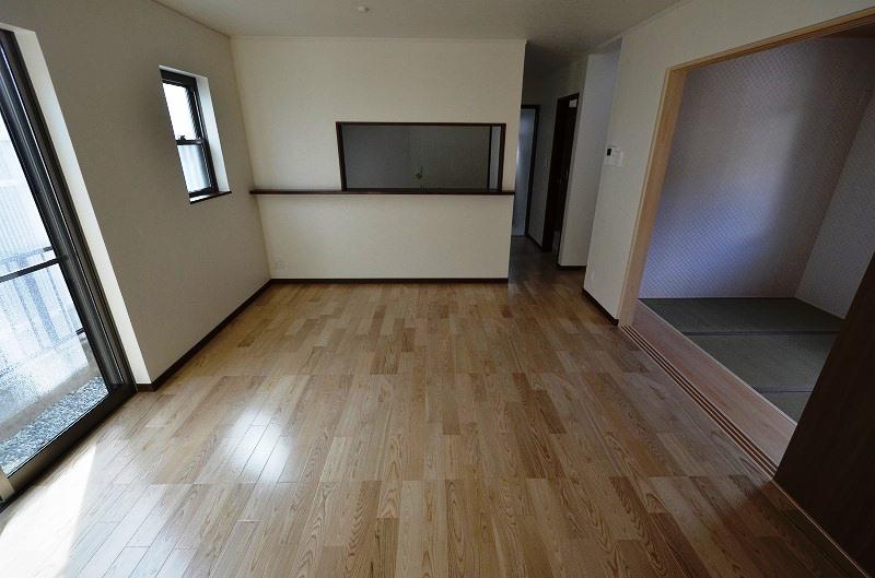 Living. Indoor (July 2013) Shooting