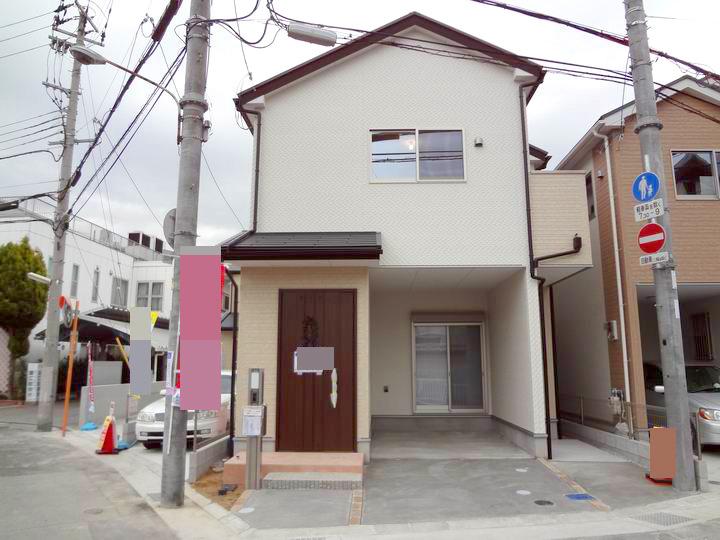 Local appearance photo. With solar power system, It is a house that can be electricity sales