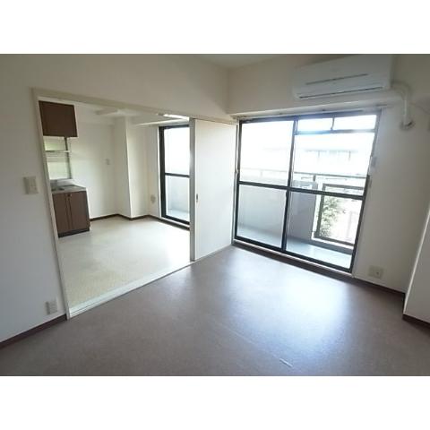 Living and room