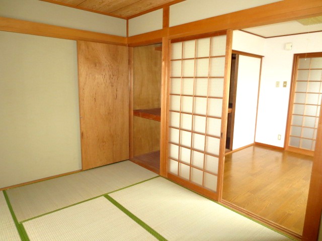 Living and room