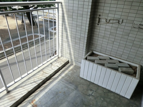 Other. Spacious veranda!