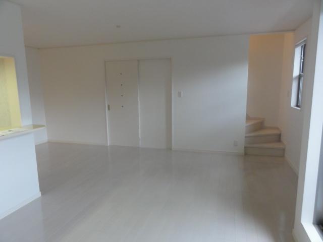 Living. Stairs to the third floor, Living in the stairs ☆