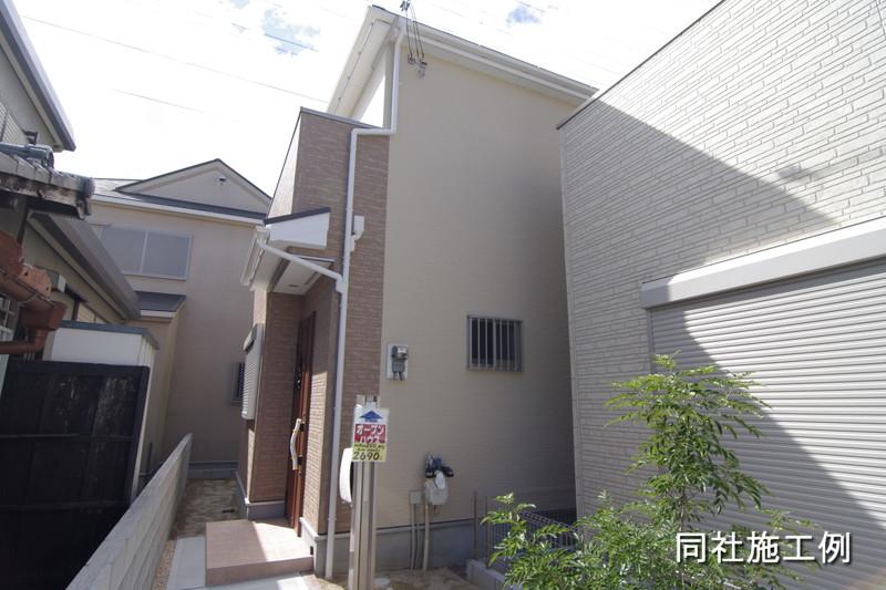 Same specifications photos (appearance). A pane that there is the same specification photo dedicated passage