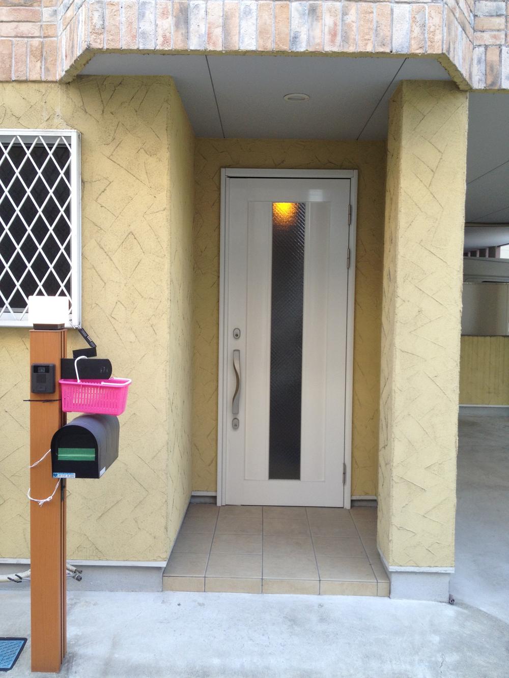 Local appearance photo. Local (11 May 2013) Shooting