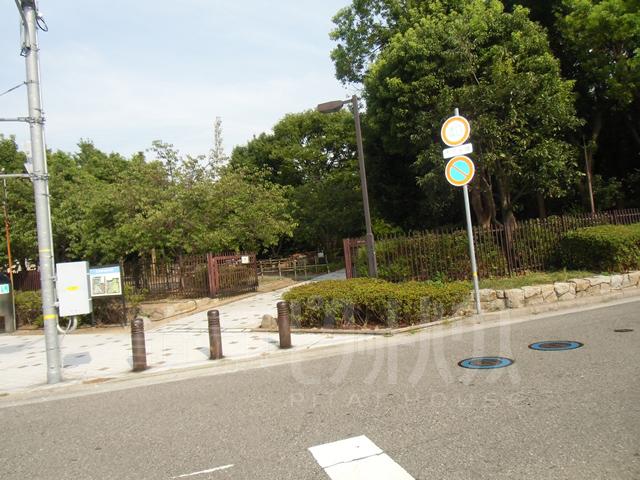 park. Motohama to green space 829m