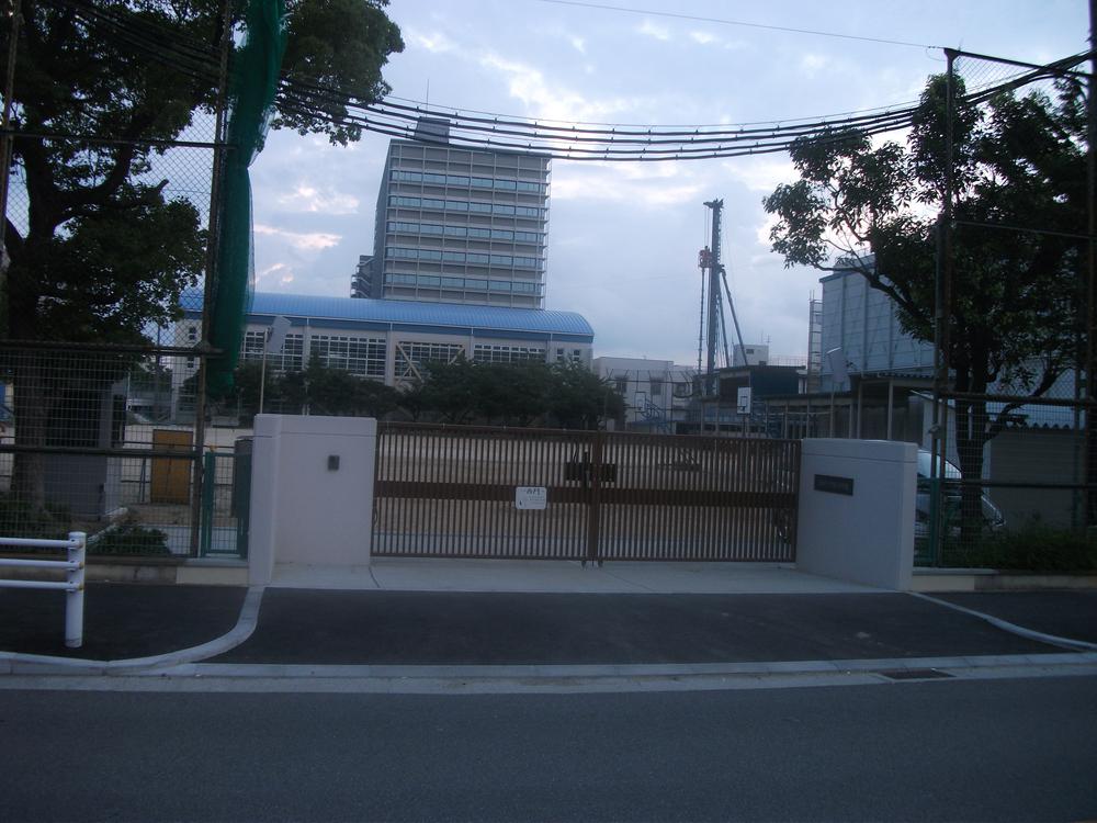 Other local.  ◆ Kinrakuji elementary school