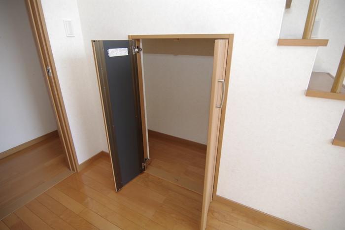 Receipt. Stairs under even if the storage has become a waste-free design!