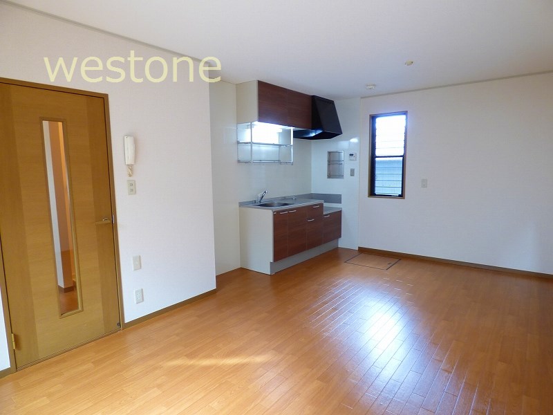 Living and room. 11.5 Pledge of LDK
